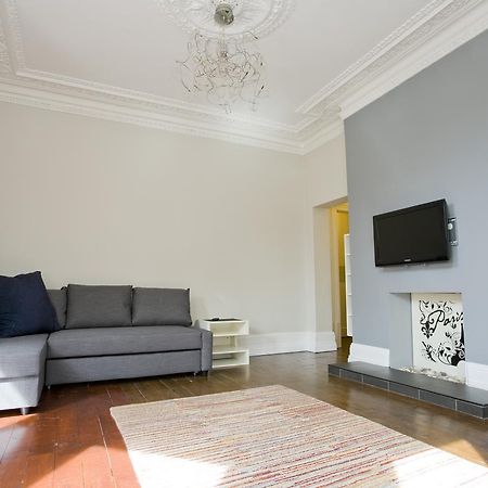 Large 2 Bedroom Apt - Near Beach - Free Parking Bournemouth Kültér fotó
