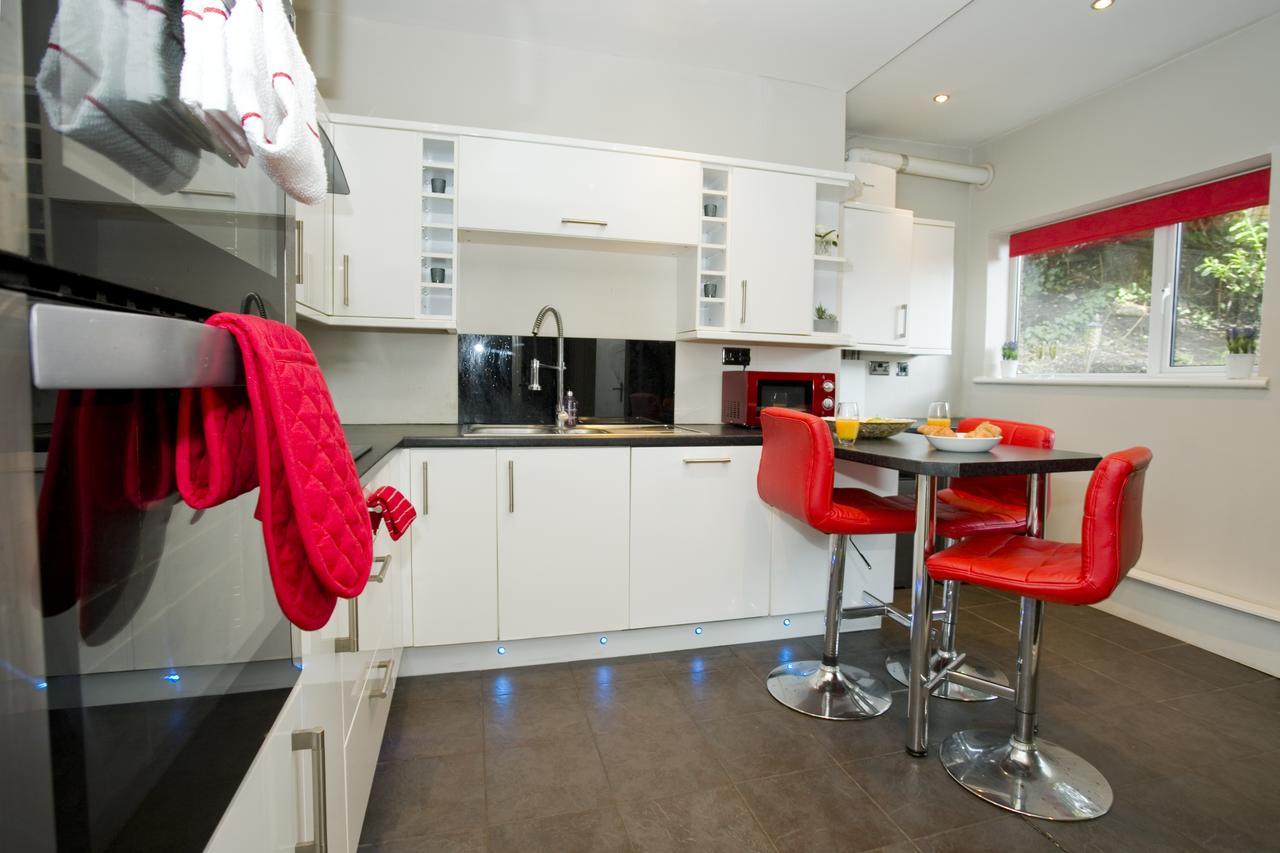 Large 2 Bedroom Apt - Near Beach - Free Parking Bournemouth Kültér fotó