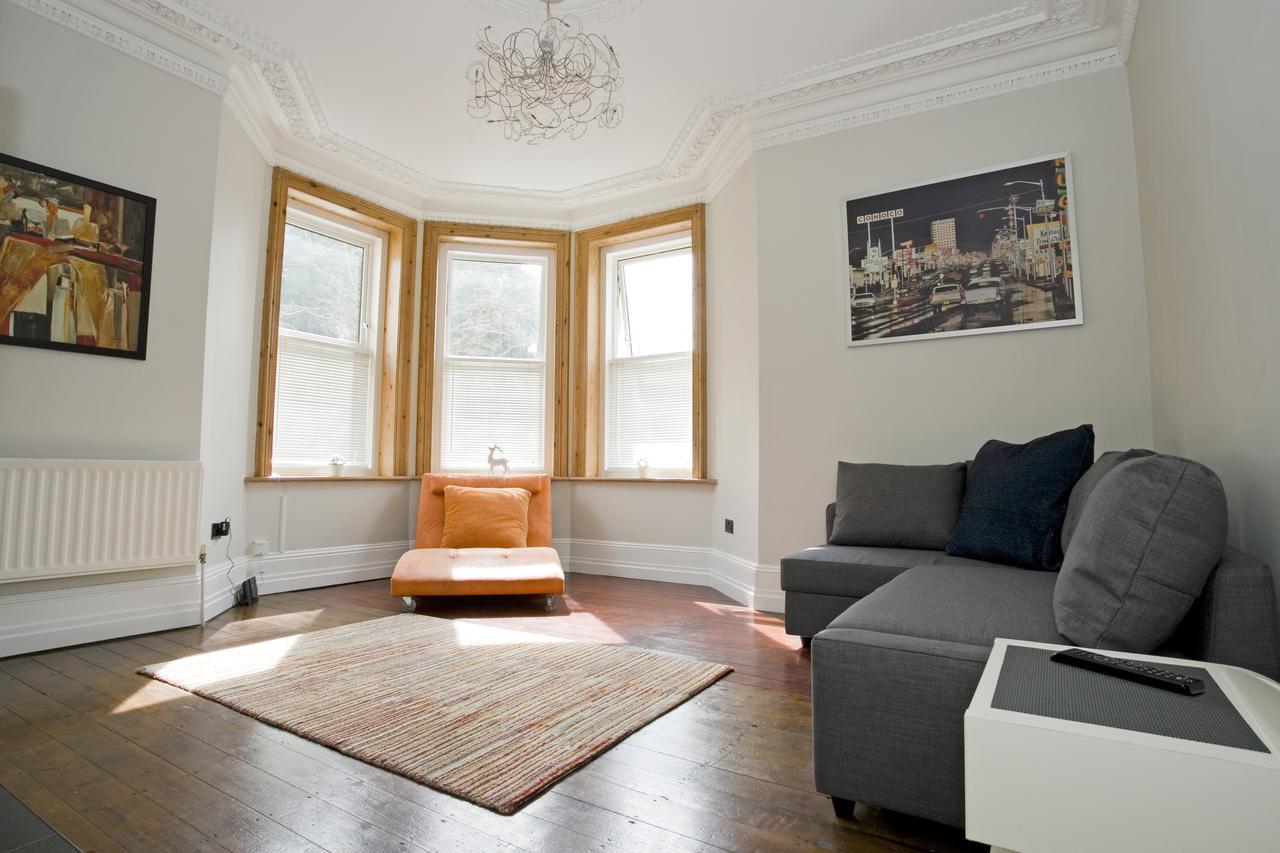 Large 2 Bedroom Apt - Near Beach - Free Parking Bournemouth Kültér fotó