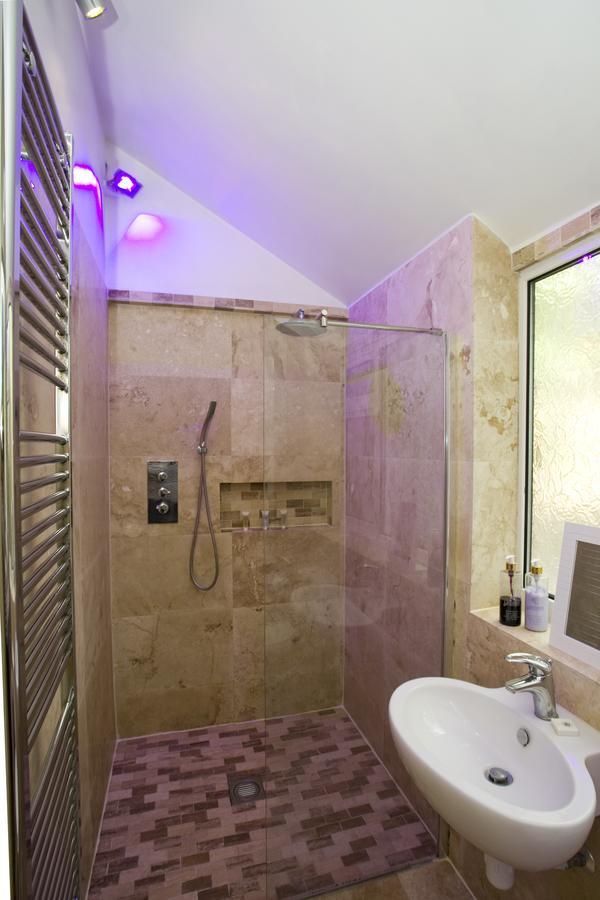 Large 2 Bedroom Apt - Near Beach - Free Parking Bournemouth Kültér fotó