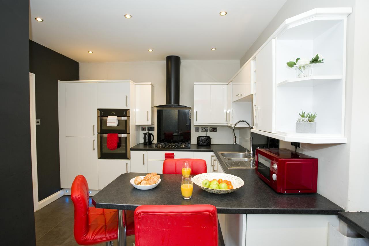Large 2 Bedroom Apt - Near Beach - Free Parking Bournemouth Kültér fotó