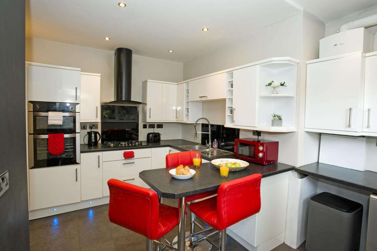 Large 2 Bedroom Apt - Near Beach - Free Parking Bournemouth Kültér fotó