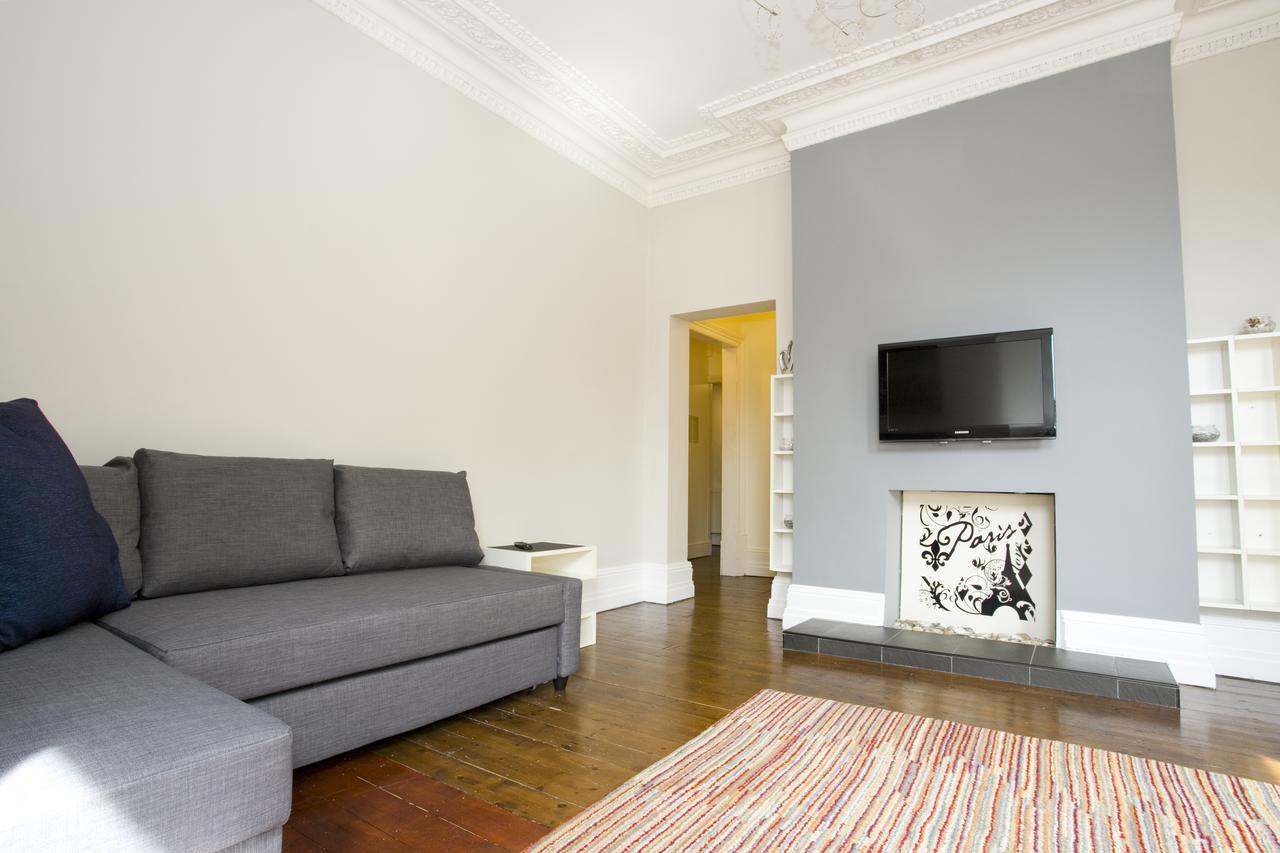 Large 2 Bedroom Apt - Near Beach - Free Parking Bournemouth Kültér fotó
